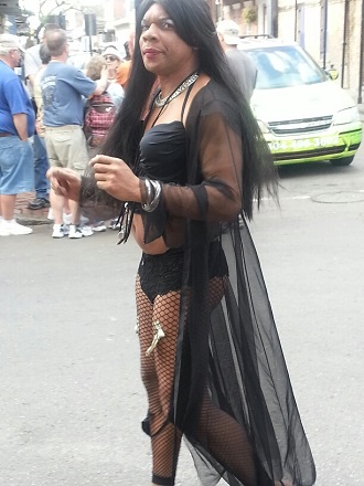 pissy transvestite